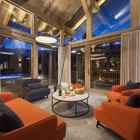 Reflections Refined Lakeside Chalet Scenic Apartment Flims